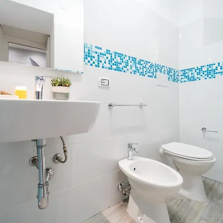 Guesthost - Elegant & Ortigia Apartamento