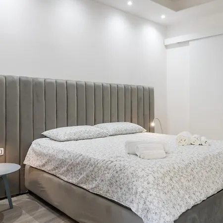 Apartamento Guesthost - Elegant & Ortigia