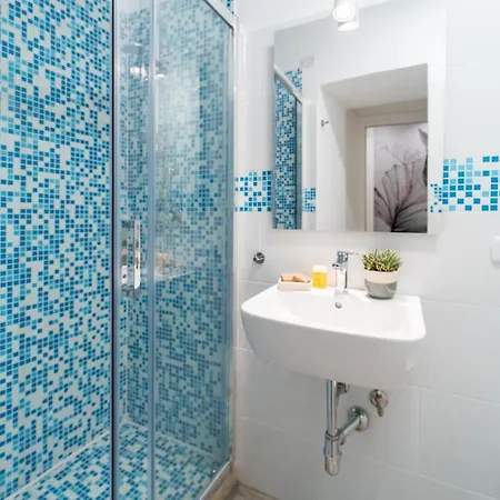 Apartamento Guesthost - Elegant & Ortigia